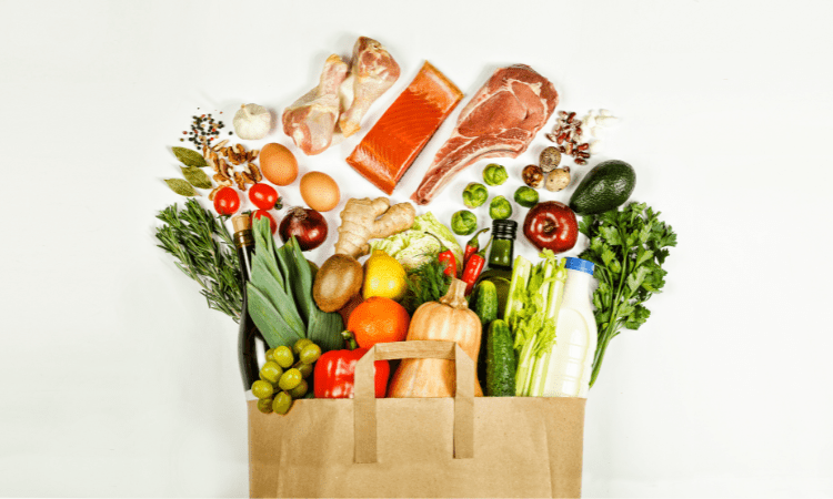 Descubre la clasificación de los alimentos, cuáles son los principales grupos y cómo puedes especializarte profesionalmente en este campo.